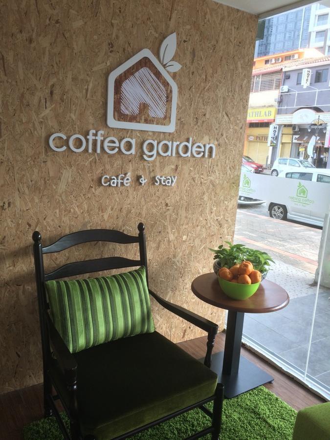 Coffea Garden Cafe & Stay Малакка Экстерьер фото